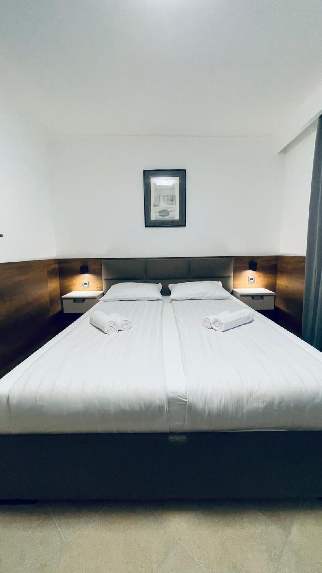 Kollar D Guest House - Prenociste Rooms Subotica Eksteriør billede