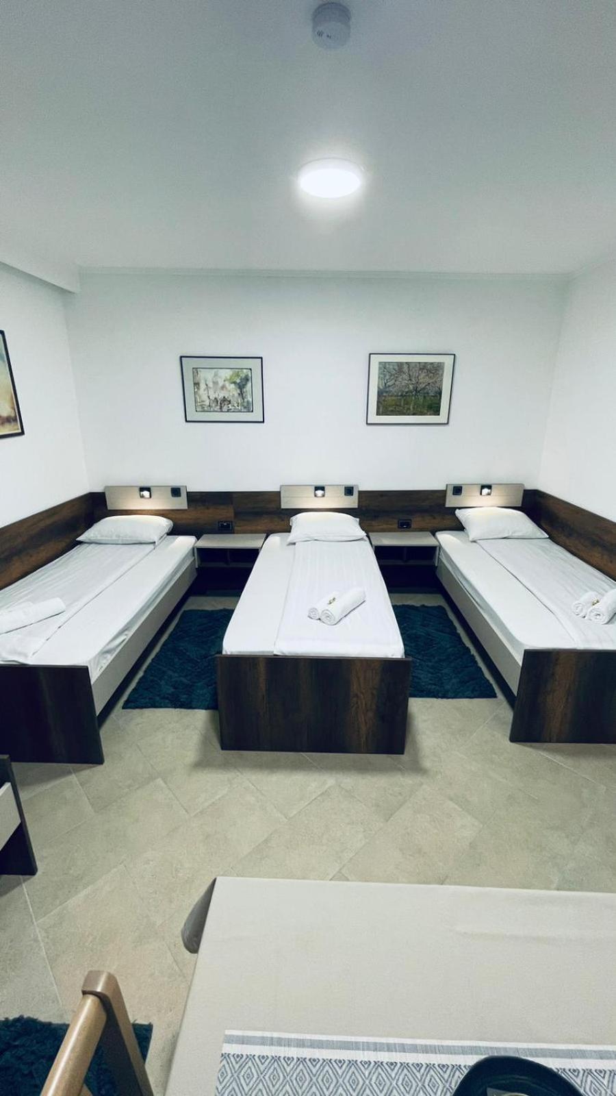 Kollar D Guest House - Prenociste Rooms Subotica Eksteriør billede