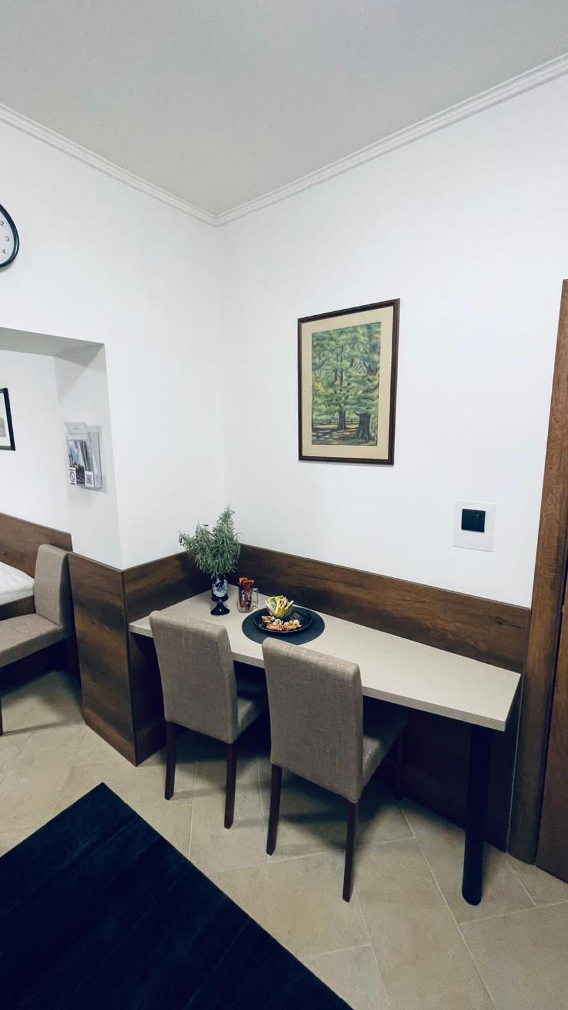 Kollar D Guest House - Prenociste Rooms Subotica Eksteriør billede