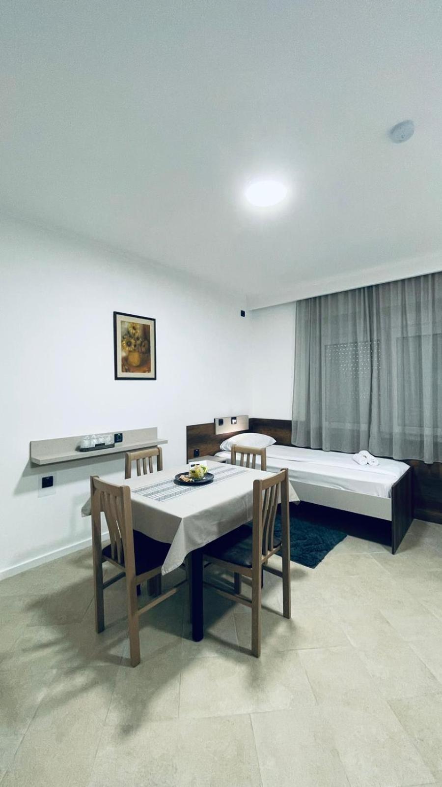 Kollar D Guest House - Prenociste Rooms Subotica Eksteriør billede